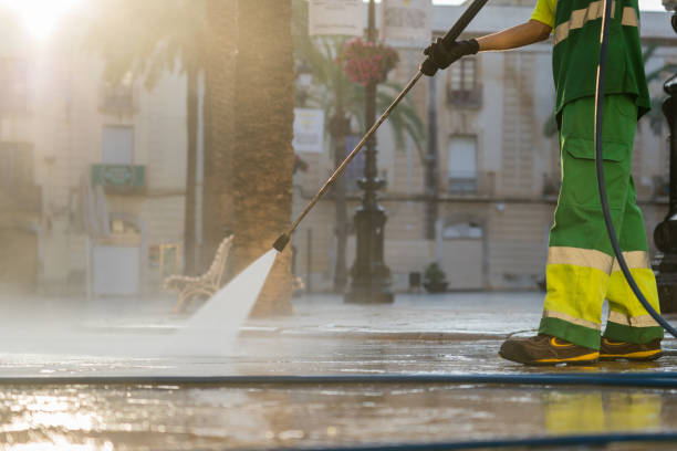 Best Deck Cleaning Services  in East Freehold, NJ